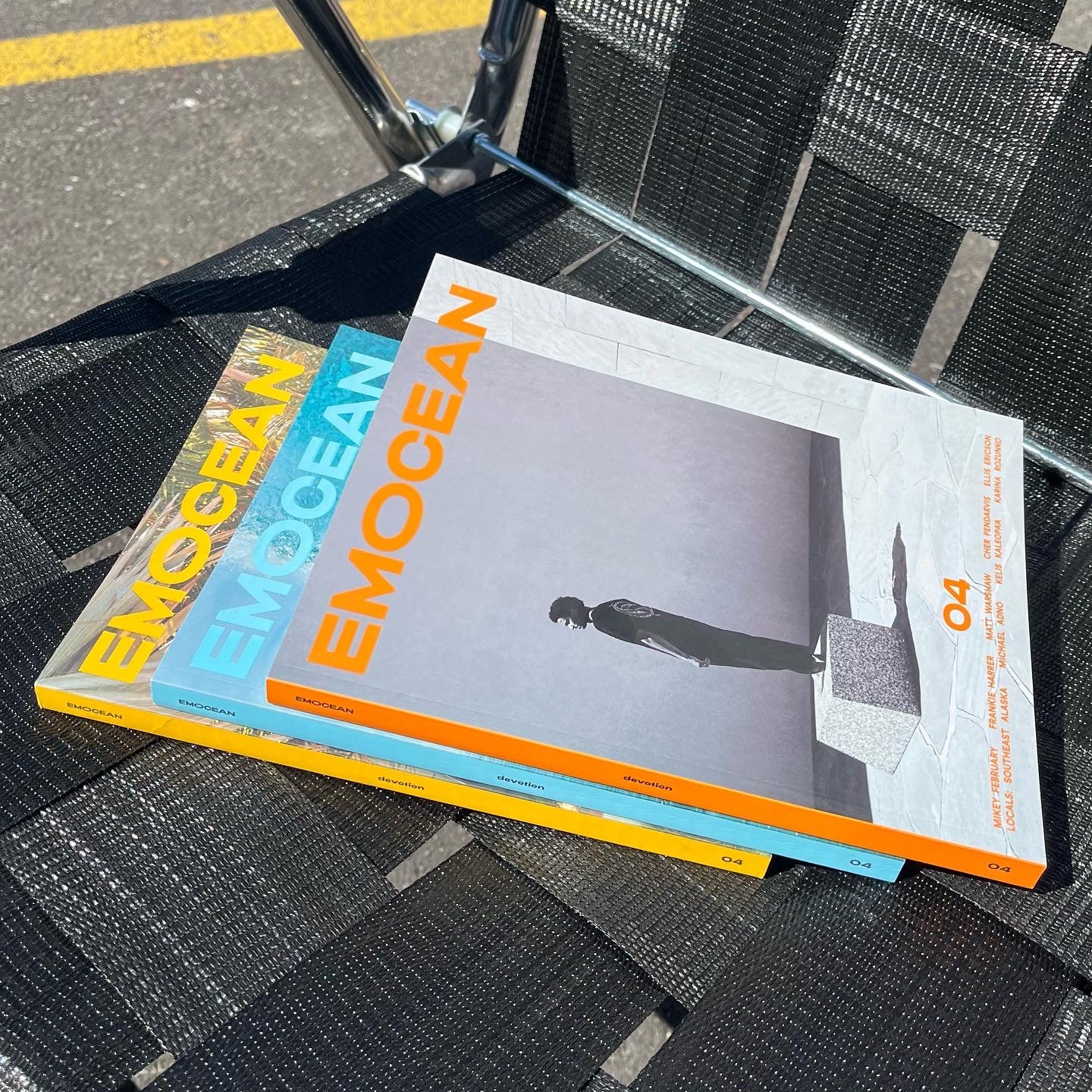 Emocean Issue 04 - Devotion